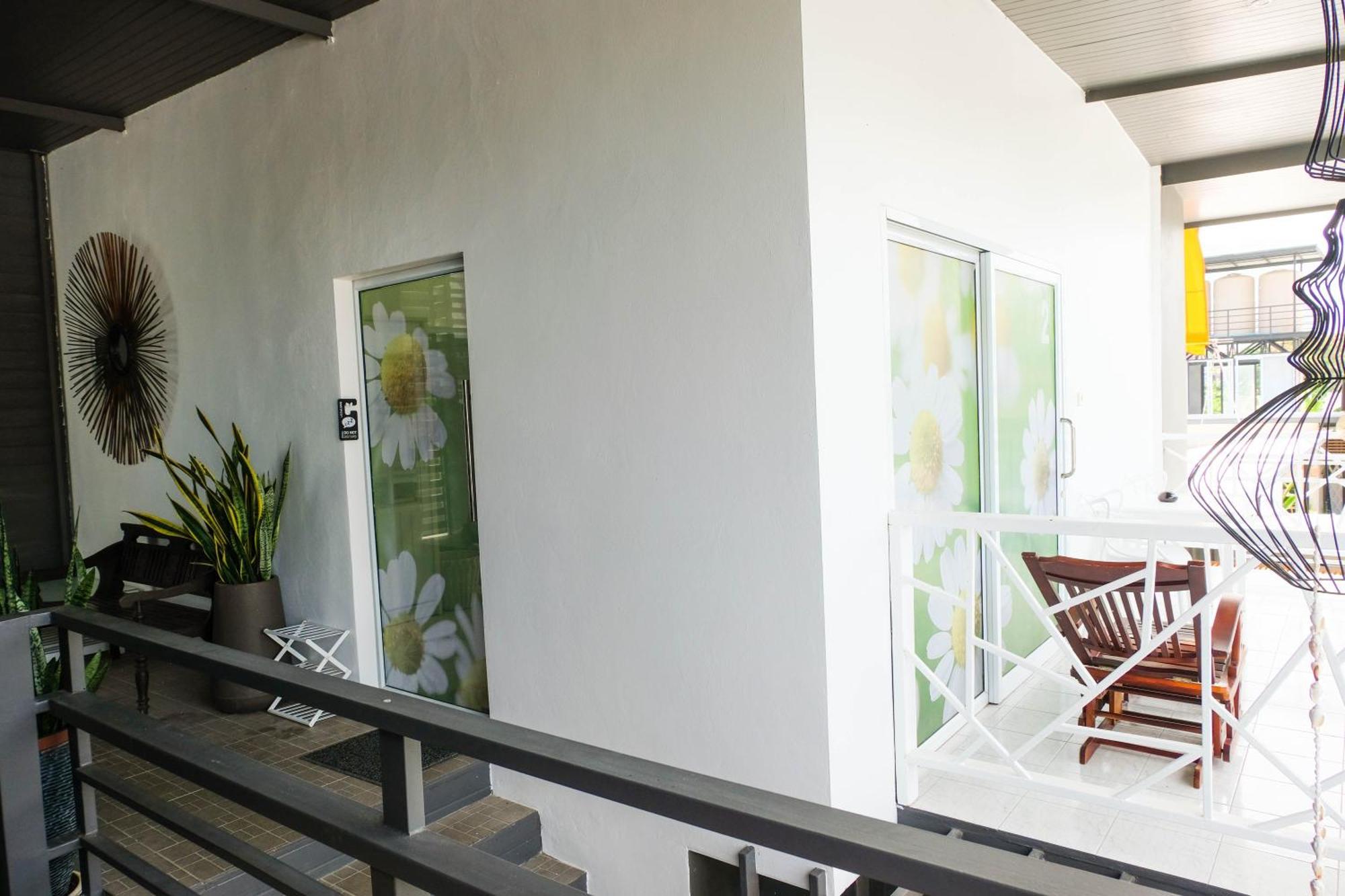 Baan Poon Garden Hotel Chaweng  Bagian luar foto